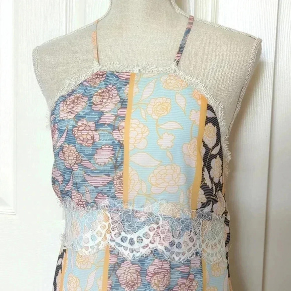 Tularosa Monroe Floral Stripe Halter Maxi Dress - Picture 4 of 9